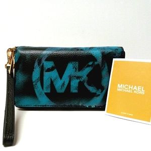 MICHAEL KORS BLACK PEBBLED LEATHER WALLET WITH LIMITED EDITION GRAFFITI DESIGN